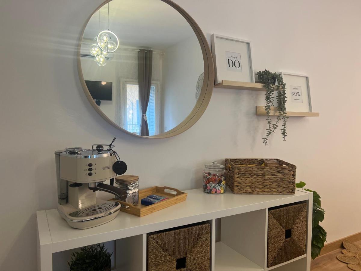 Regina Milano In Bocconi Apartment Bagian luar foto