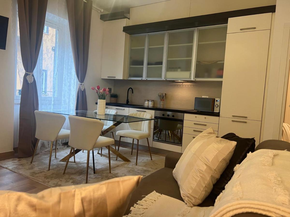 Regina Milano In Bocconi Apartment Bagian luar foto