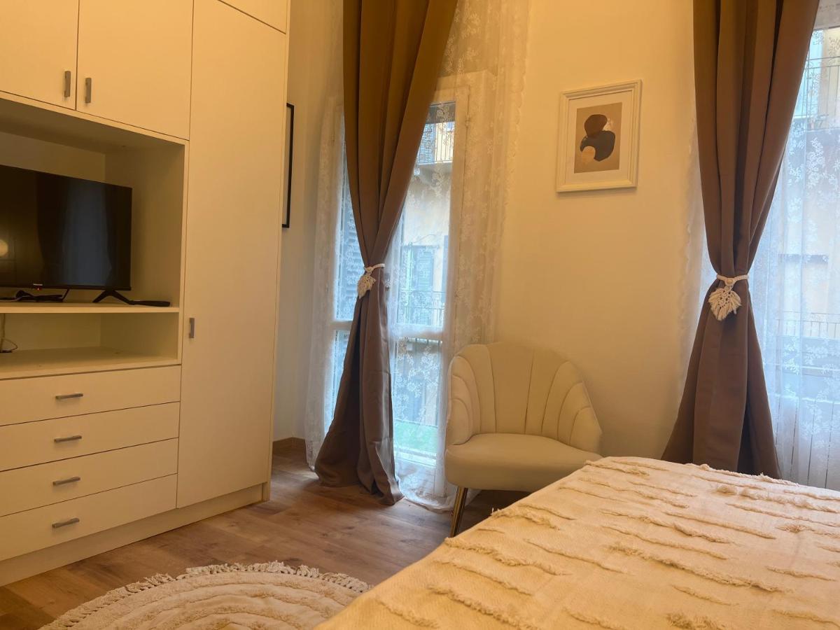 Regina Milano In Bocconi Apartment Bagian luar foto