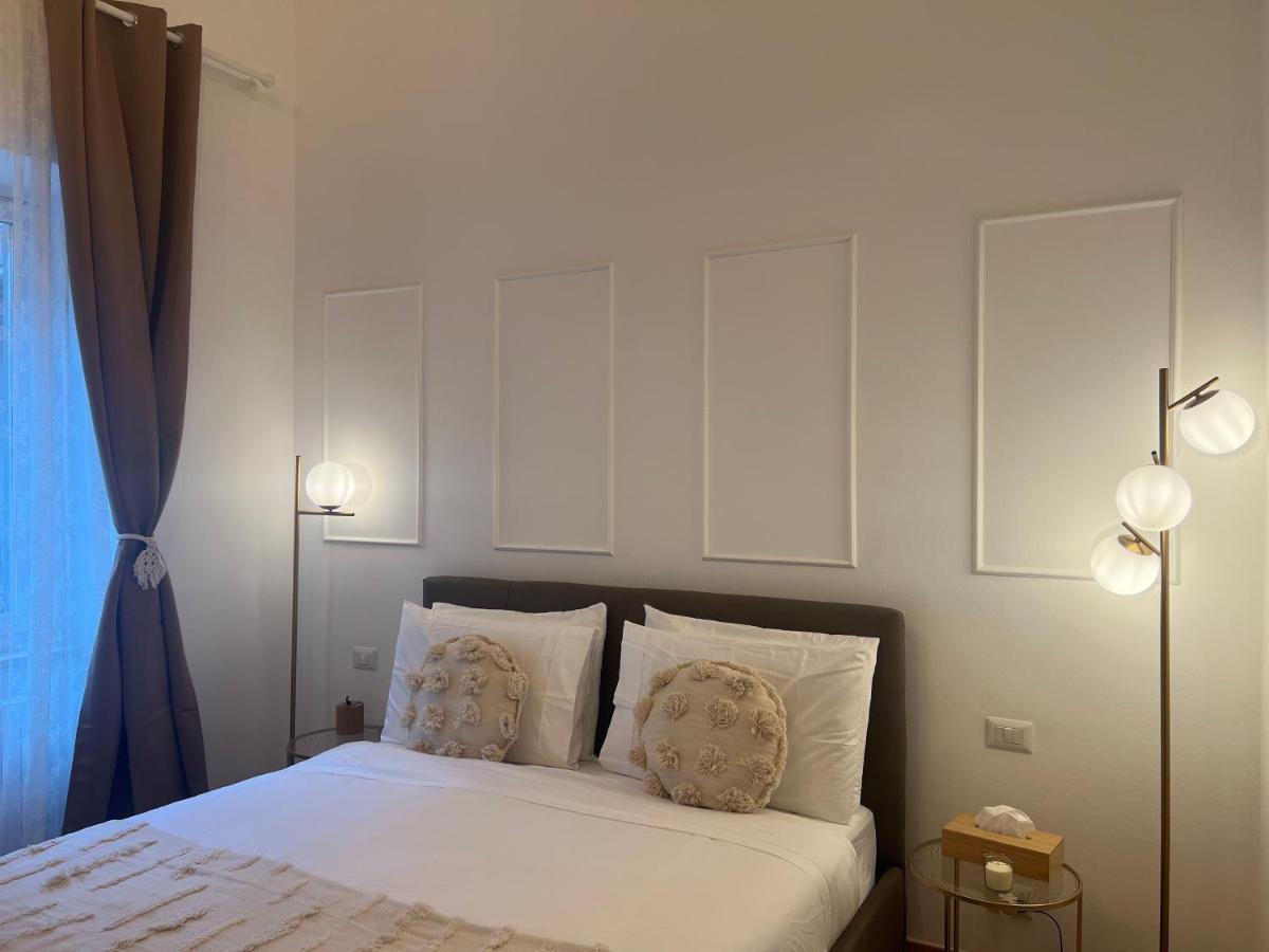 Regina Milano In Bocconi Apartment Bagian luar foto